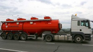 Запрет на экспорт бензина продлят до конца года