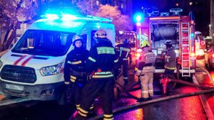 Один человек погиб и четверо пострадали при пожаре в общежитии в Ленобласти