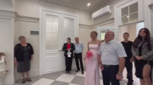 В День города и района в Крымске поздравили семью серебряных юбиляров