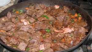 Мягкая говядина на сковороде