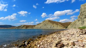 Сентябрь в Двуякорной бухте. Орджоникидзе. Крым.