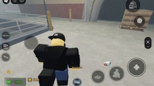 пытаюсь выжить мемам в игре evade