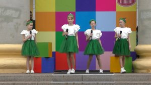 Студия эстрадного вокала "А-зарение" , рук. А.Э.Азарина " Берёзовый сок "