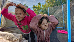 Утро в ДЕРЕВНЕ Находка в лесу напугала и рассмешила VLOG