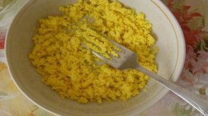 Куриный салат с солеными огурцами