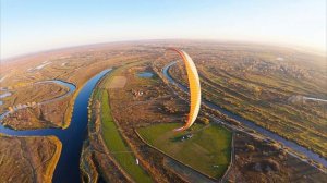 Полеты на мотопараплане осенью на закате