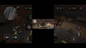 Женя играет