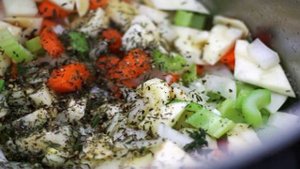 Куриный суп простой