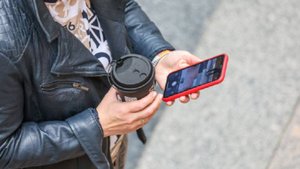 Аналитик Бедеров: звонки со сбросом провоцируют жертву мошенников перезвонить