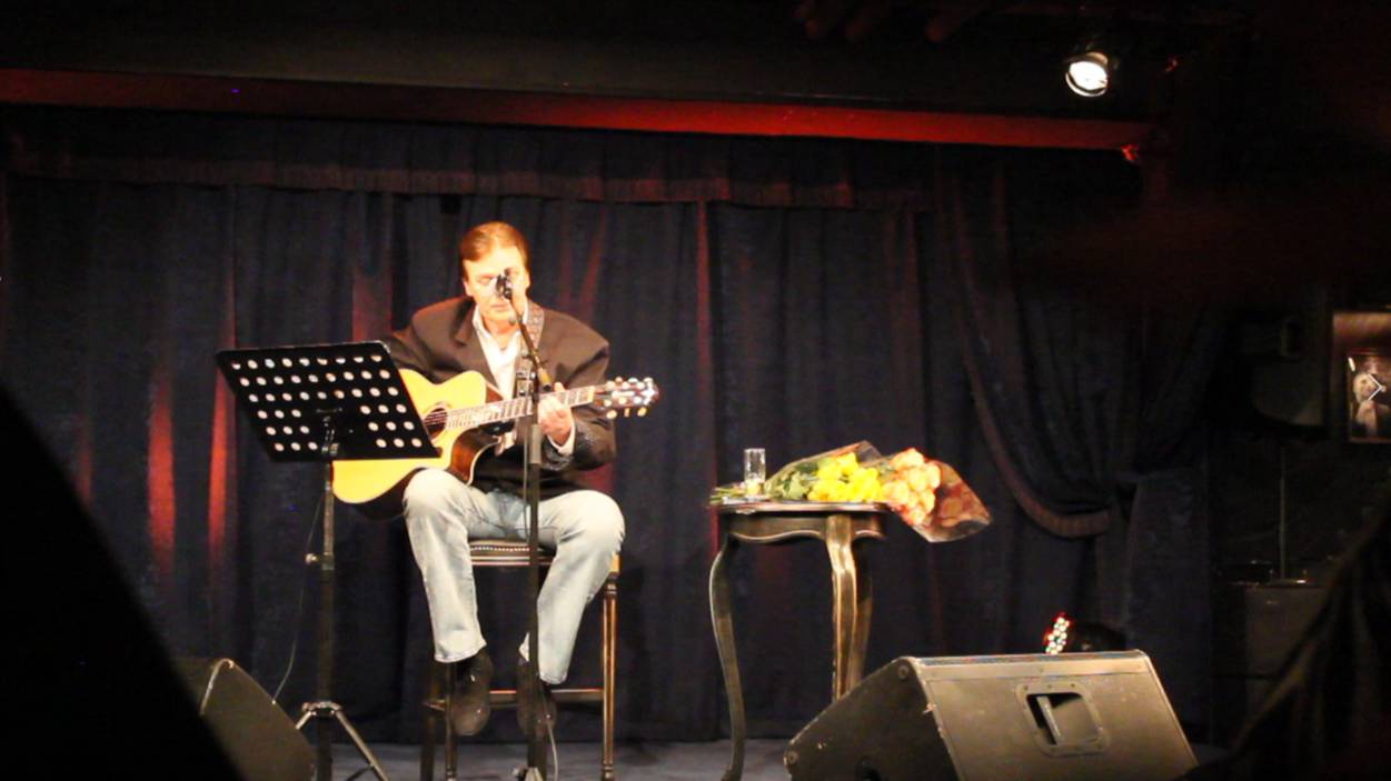 Жизнь — обман с чарующей тоскою. Новая песня Игоря Карташёва на стихи С. Есенина. (20.09.2025г.) смотреть онлайн