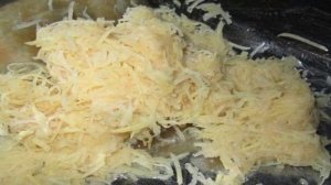 Картофельные шарики на сковороде