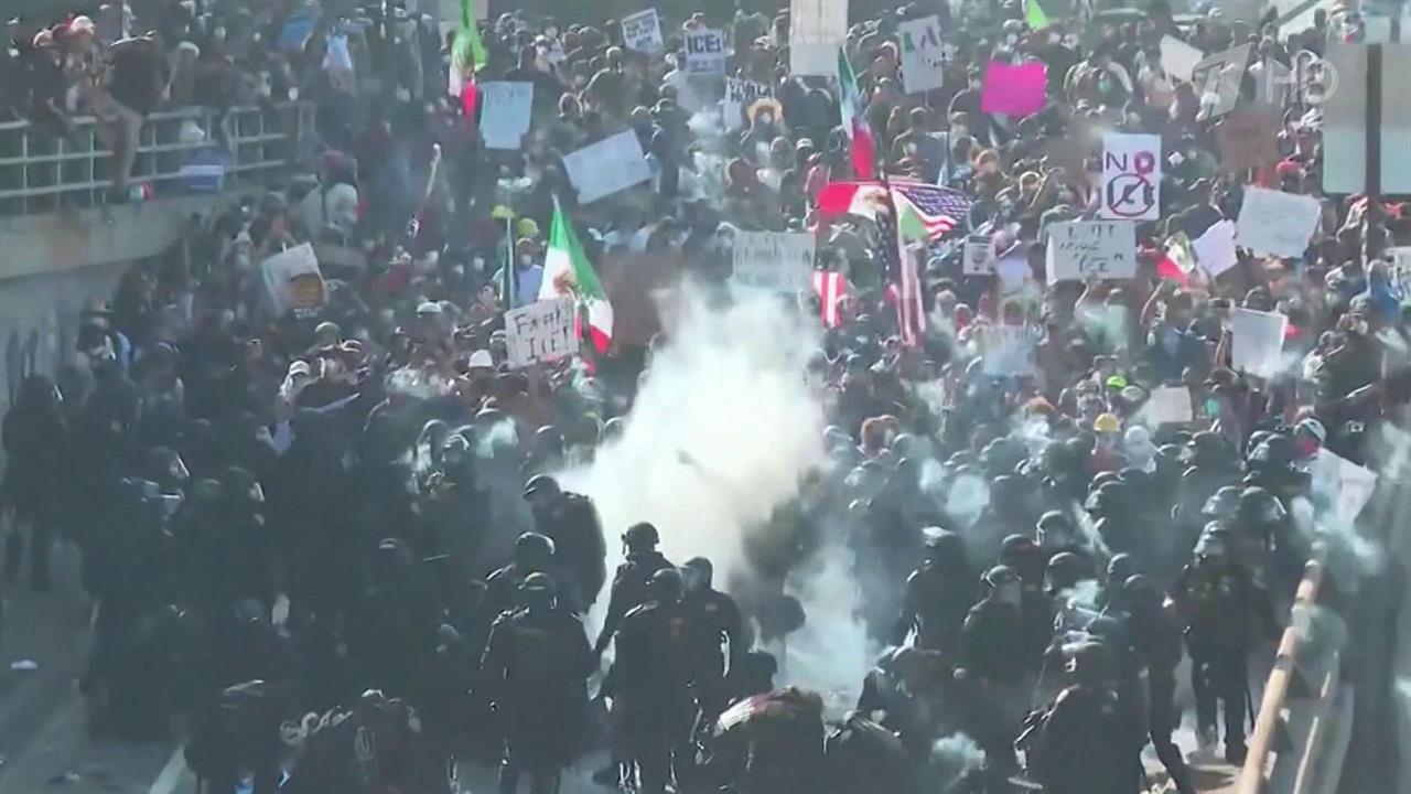 Мэр Портленда заявил, что город не нуждается в войсках, направленных Трампом для наведения порядка