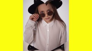 У вас есть под рукою мобильник_ ( я автор текста, поёт нейросеть) .mp4