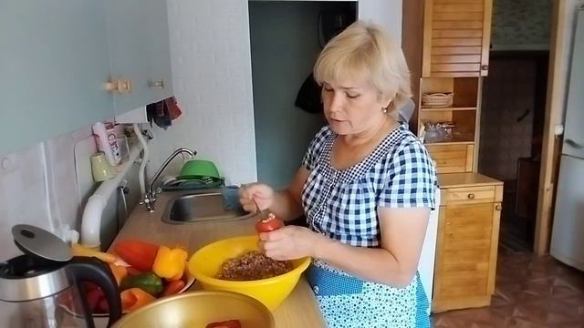 ЖИЗНЬ В ДЕРЕВНЕ//За разговором дело сделано//Посылка, распаковка//