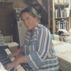 Вступительная музыка к фильму "Гордость и предубеждение" (1995), композитор Карл Девис (Carl Davis)