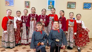 КОНКУРСНАЯ РАБОТА  "КАК У НАШИХ У ВОРОТ, СОБИРАЕТСЯ НАРОД!".  ДЕТСКИЙ ФОЛЬКЛОРНЫЙ АНСАМБЛЬ "ЖИВИЦА"