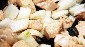 Курица карри с ананасами