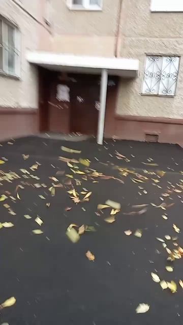 Это похоже на маленький смерч? смотреть онлайн