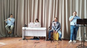 "ТЫ велик! Меня покрыла милость Твоя"