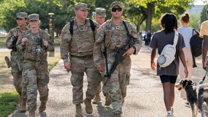 Мэр Портленда: город не нуждается в отправленных Трампом войсках