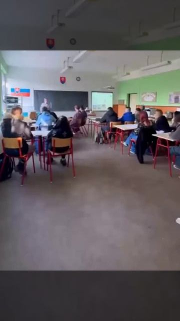 В сербских школах,такое было смотреть онлайн