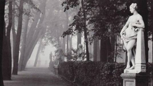 Белая ночь в Летнем саду. Красивый русский вальс.