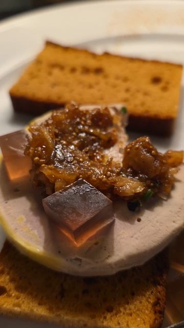 Простояли в очереди попали в кафе Рикс Касабланки без очереди, раскрученное туристическое место