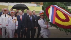 Вячеслав Володин и депутаты ГД почтили память первого Президента Вьетнама Хо Ши Мина, Ханой, 28.09