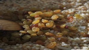 Кус-кус с мангольдом, изюмом и сыром Фета