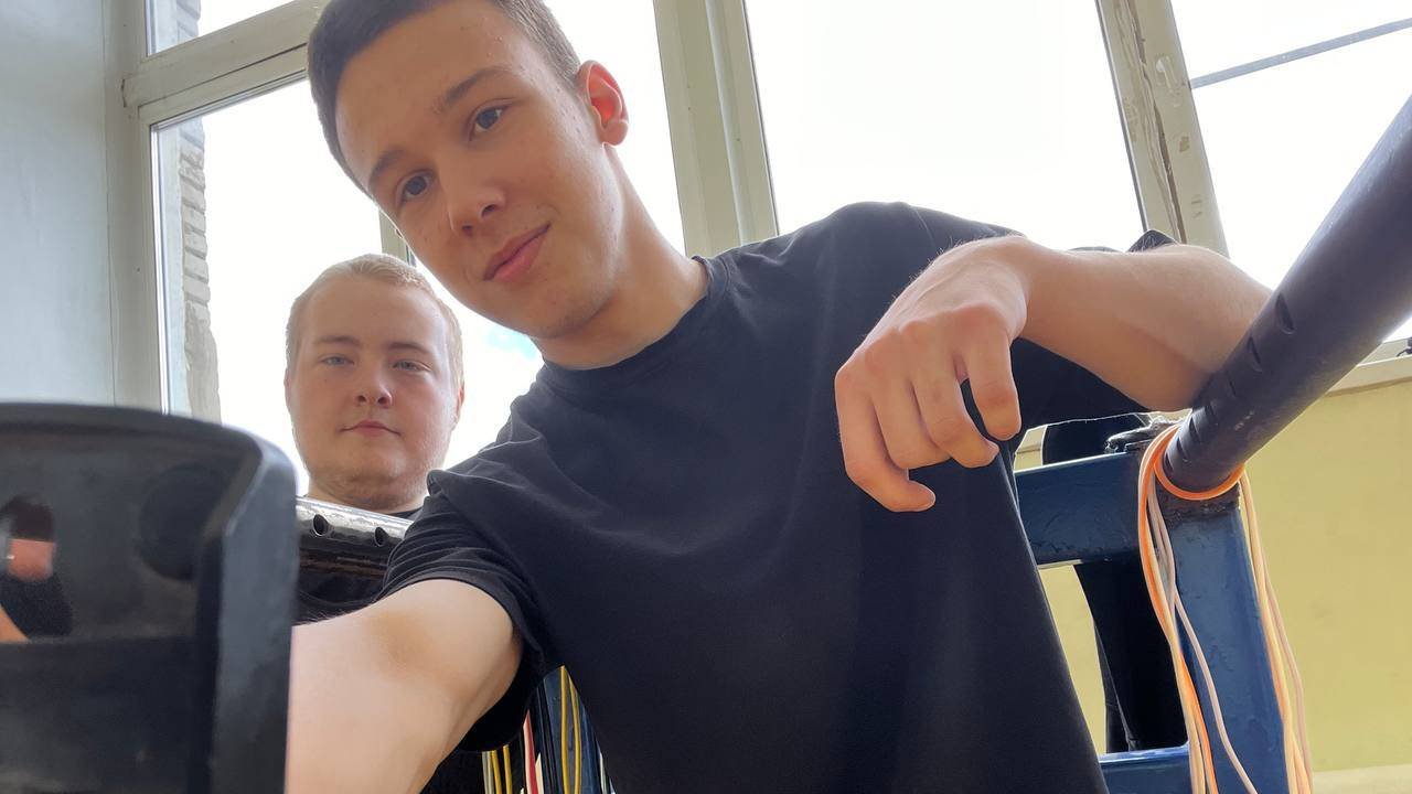 Спортзал. Все в сборе