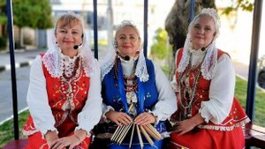 Казачий ансамбль на праздник