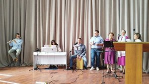 "Позови - я услышу!"; "ТЫ прости, Господь..."