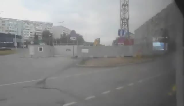 Казанский троллейбус. Поездка на троллейбусе, вдоль строящейся 2-й линии метро смотреть онлайн