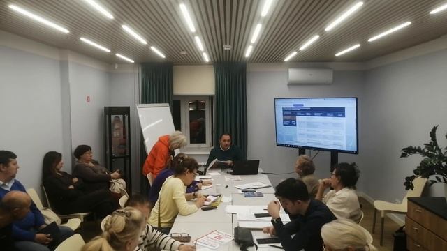 27 09 2025 ОТВЕЧАЕМ НА ВОПРОСЫ ПО ПРОБЛЕМАМ КРЕДИТ НАЛОГ ЖКХ ПРИСТАВ объясняет МАКСИМ ШИЛОВ смотреть онлайн