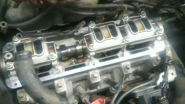 Отказался регулировать клапана на гранте 11182 мотор из за горе мастеров.