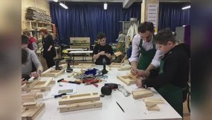 На уроках труда в детстве.