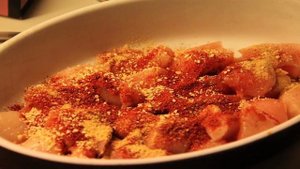 Курица, маринованная в сметане
