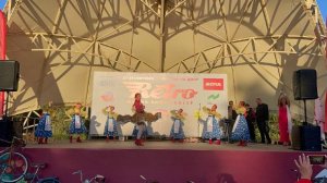 РЕТРО МОТОР ШОУ 2025. ТАНЕЦ "ЗВОНКИЕ ЛОЖКИ". АНТ "ЛЕБЁДУШКИ"