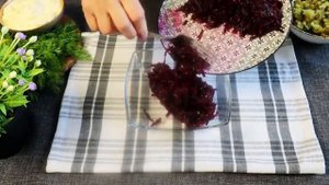 Салат простушка из ничего, а вкус праздничный