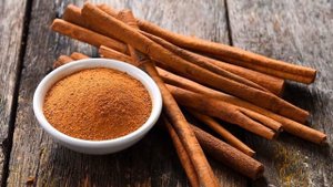 Начните пить Корицу с Мёдом каждый день и увидите, что произойдет с Вашим Телом