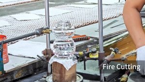 производственный процесс стеклянных изделий — огневая резка