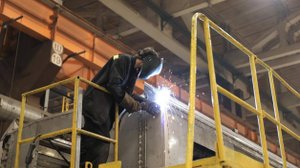 Создателям механизмов и искусным мастерам посвящается: 28 сентября – День машиностроителя