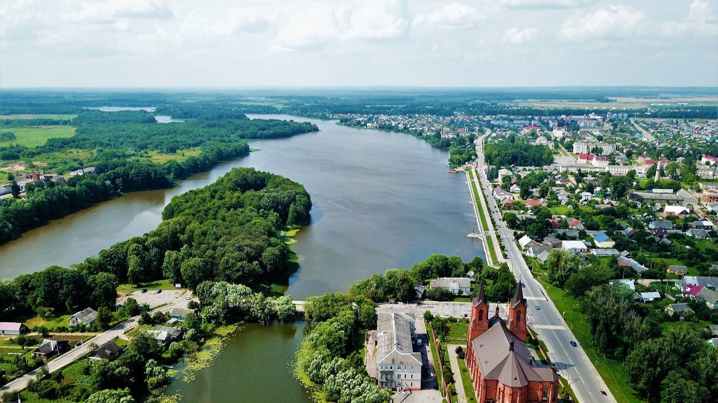 = Родина в сердцах = песня на слова Николая Богданова (Миоры).