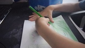 рисуем лягушку 🐸 2 часть .mp4