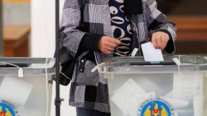 Оппозиционный Патриотический блок с 39,5% голосов лидирует на выборах в Молдавии