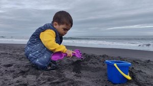 Камчатка, Тихий океан, Халактырский пляж, отдыхаем с маленьким ребенком, 26 июля 2025г.