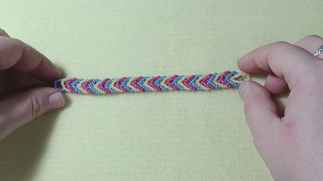 Мастер класс \Браслет косичка\ МК смотреть онлайн