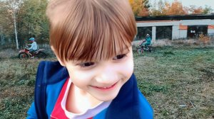 Мира на Питбайке 🚴♀️... хочет прокатиться 😅 VLOG