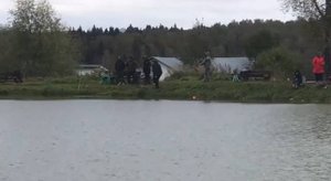 поимка форели на малом водоёме