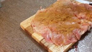 Мясной рулет из курицы